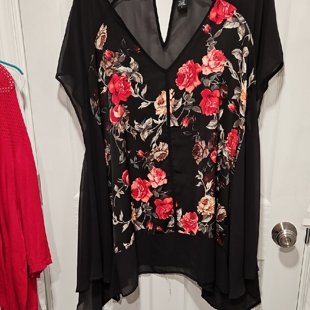 Torrid Black Blouse with Red and Cream Floral Design